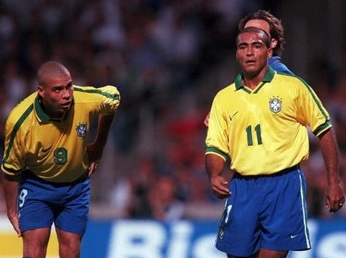 方防线的站 方防线的站