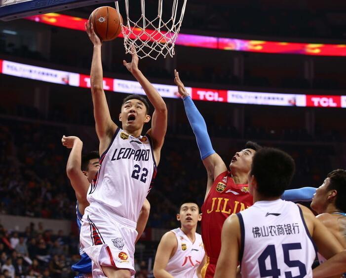 快速的侧翼 快速的侧翼