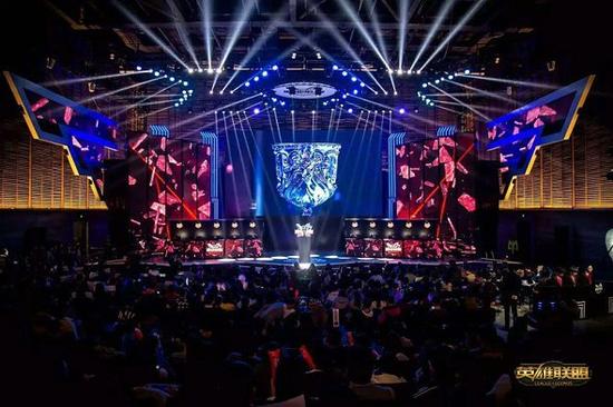 的世界里 的世界里