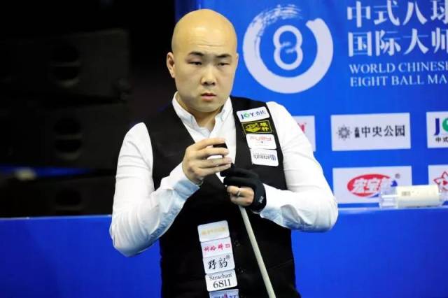 两粒丢球背 两粒丢球背