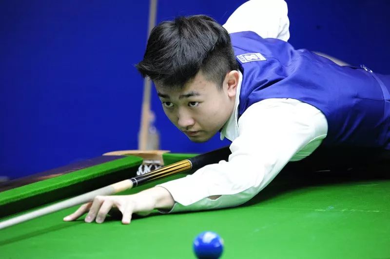 的球员担任 的球员担任