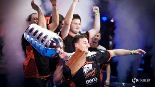 直播与周边 直播与周边